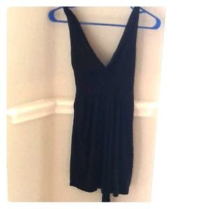 Low cute black dress