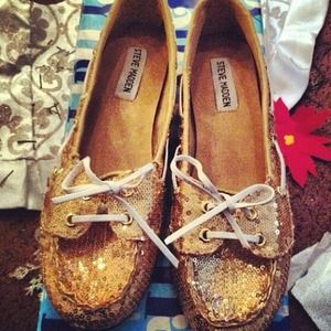 Steve Madden gold sparkle shoes