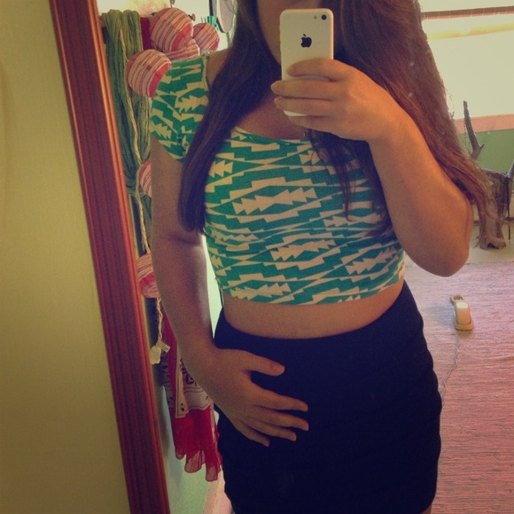 Adorable tribal crop top