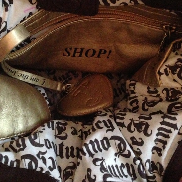 Juicy pink cherry purse - Picture 3 of 4