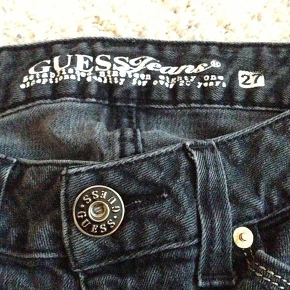 Size 27 guess jeans - Picture 1 of 4