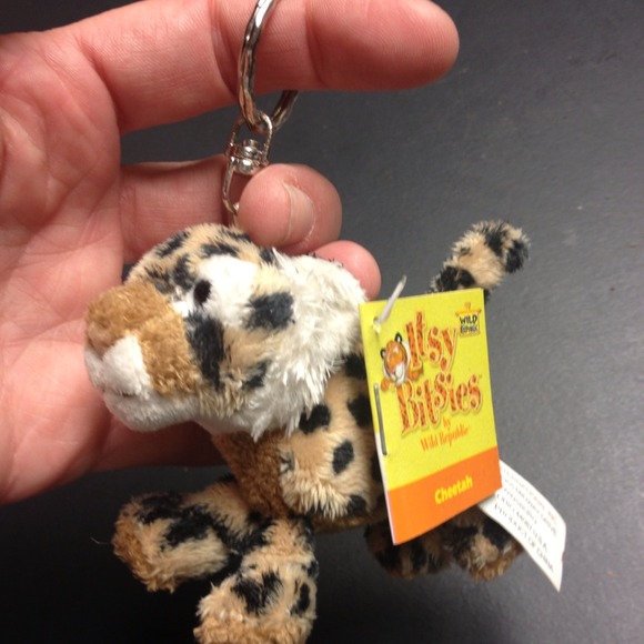 NWT Cheetah Key Chain