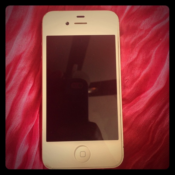 AT@t iPhone 4S