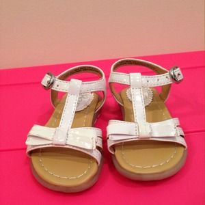 ❗️SOLD❗️Like-New Toddler Sandals