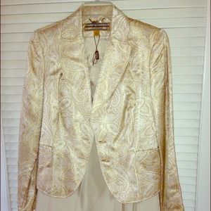 Brand new Allen suit