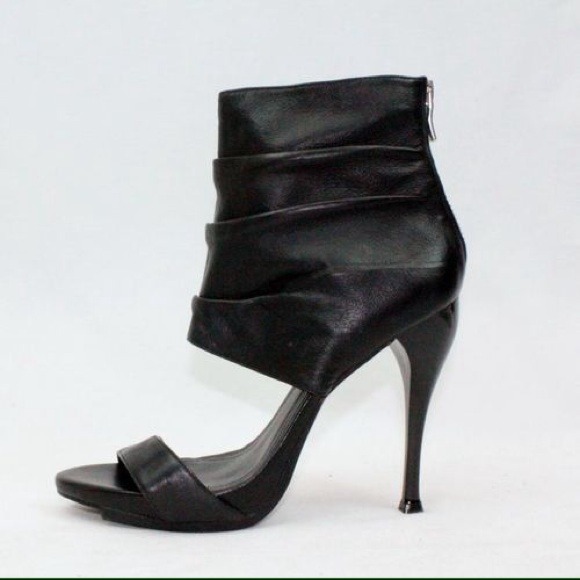 🚫SOLD🚫BCBGeneration Heels and Joie sweater