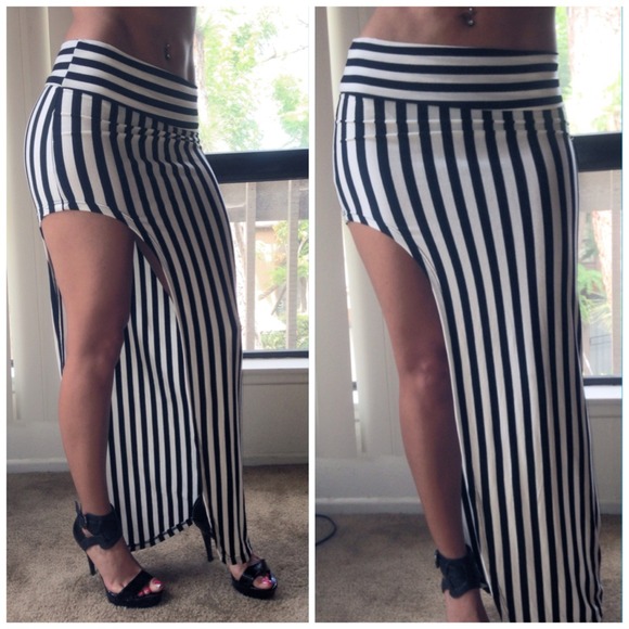 Stripped Maxi Skirt