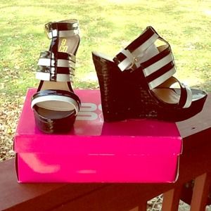 💥💥NWT JJ Labonita 5 1/2" High Heel Shoes Sexy 💥