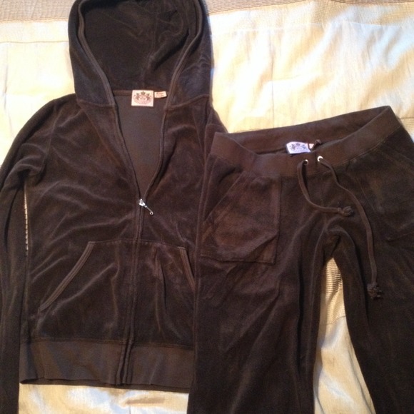 DISCOUNT!!! Authentic juicy couture track suit