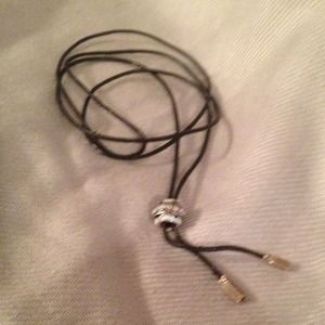PANDORA LEATHER LARIAT
