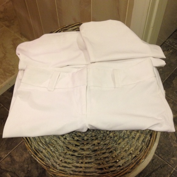 ❤️White dress slacks❤️ NWOT!!