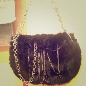 Make👍Me👍An👍Offer👍DKNY RABBIT FUR PURSE 😘😘😘