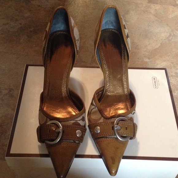 Coach monagram/signature heels