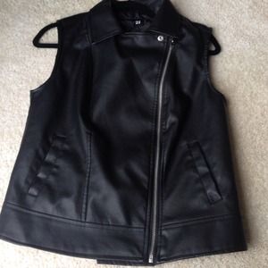 FAUX LEATHER VEST