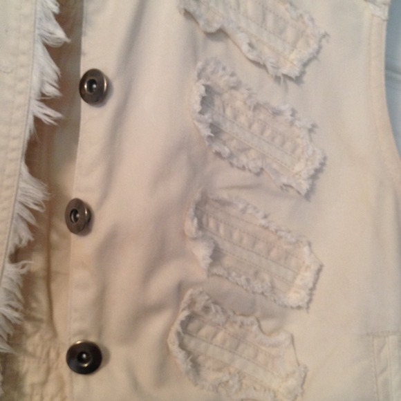 Bundled - Picture 2 of 4