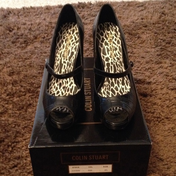 Colin Stuart brand Mary Janes in black snakeskin