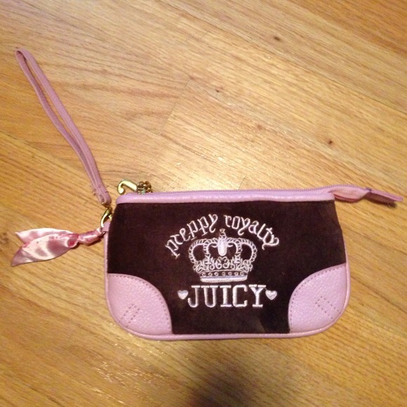 🚫Sold 🚫 Juicy Couture Wristlet - Picture 2 of 4