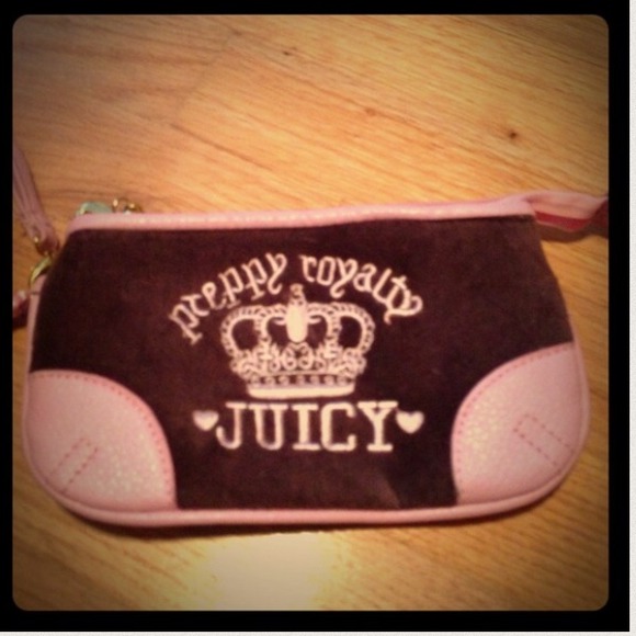 🚫Sold 🚫 Juicy Couture Wristlet - Picture 4 of 4