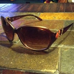 ❌❌Traded❌❌Betsey Johnson sunglasses