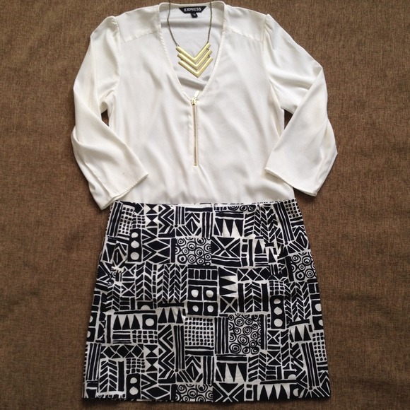 J. Crew Dresses & Skirts - J.Crew skirt. Worn once. Navy blue and white