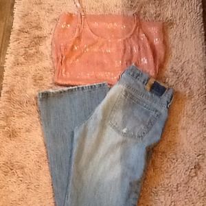 ❤️SOLD❤️Comfy, distressed jeans!
