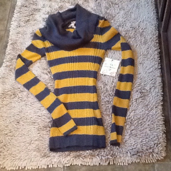 Warm and cozy cowl neck lightweight sweater...