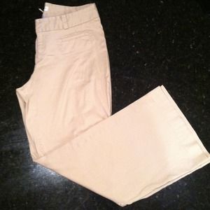 Banana Republic Jackson Fit khaki pants