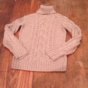 ❌Sold❌J. Crew hand knit sweater