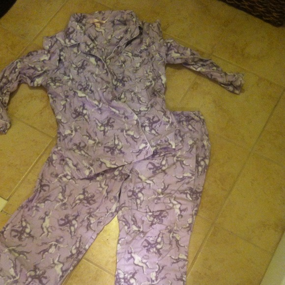 🌀Traded🌀VS flannel PJ set. Purple with cherub a
