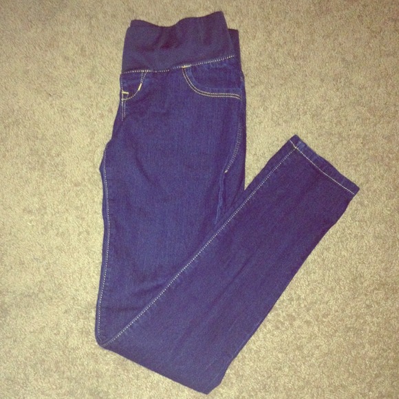 Maternity skinny low rise jeans