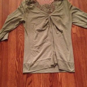 BRAND NEW LONG SLEEVE WOMANS SHIRT