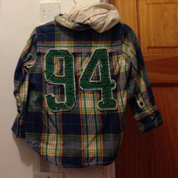 🎉SOLD🎉Boy OldNavy Shirt 18-24 Months - Picture 2 of 2