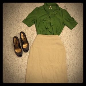 1940's inspired green blouse