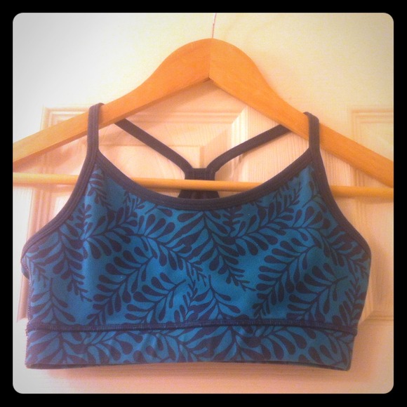 SOLD!!!! Lululemon flow Y sports bra