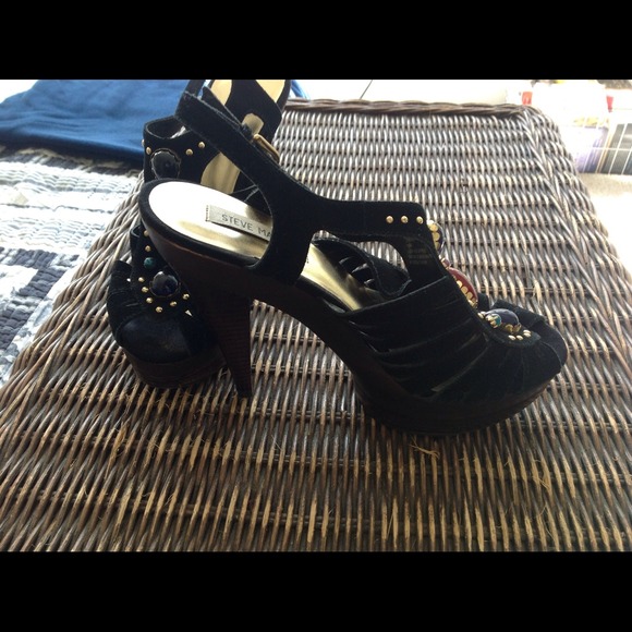 Steve Madden Tifanni jeweled platform heel