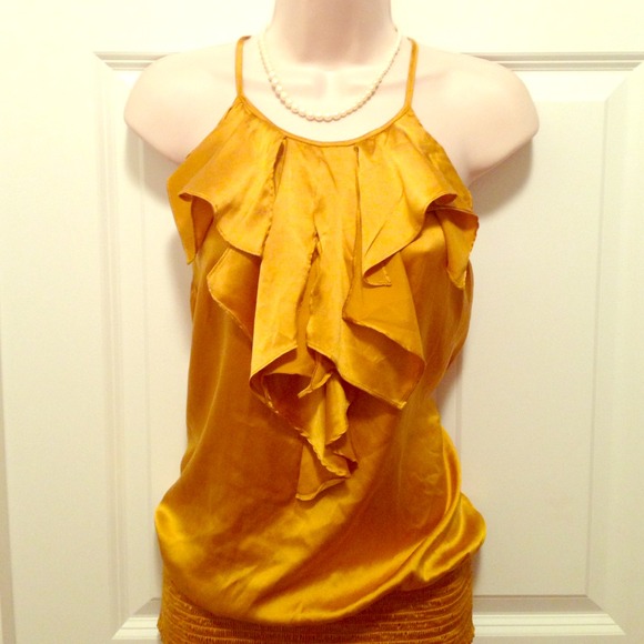 Beautiful Ruffled Arden B top