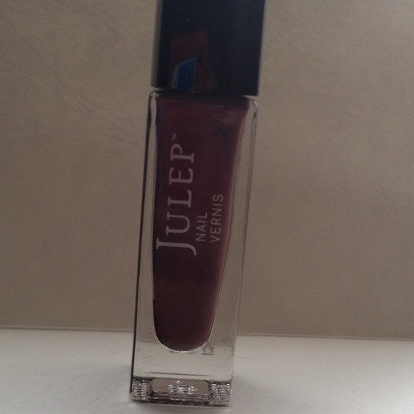 Julep nail lacquer