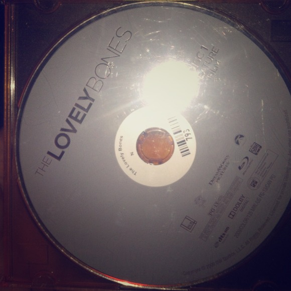 Lovely bones DVD blue ray
