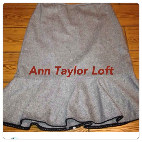 Ann Taylor Dresses & Skirts - REServed Ann Taylor Loft New Skirt Size 4