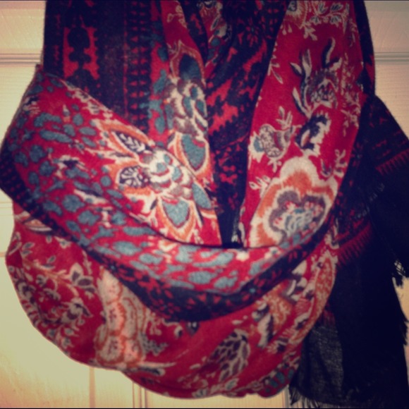 Maje scarf
