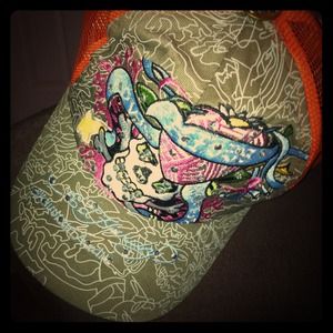 Ed Hardy Cap "love kills slowly" NWT