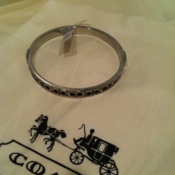 SOLD♦COACH Bangle♦HP - Picture 3 of 3
