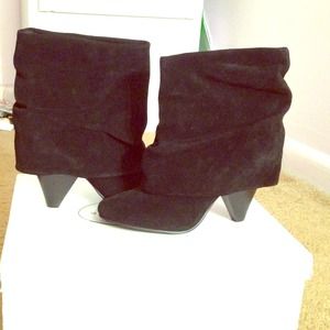 Steve Madden fold over suede heel boots size 7/6.5