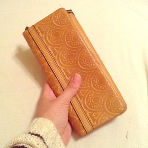 Embossed Leather Fossil Wallet
