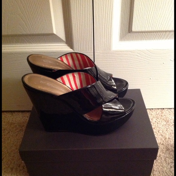 Authentic BCBGeneration - Picture 2 of 3