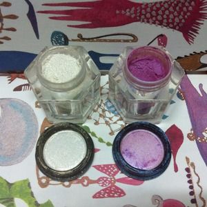 Benefit Luster Duster Shimmer Loose Pigment    NEW