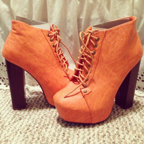 Lita inspired booties
