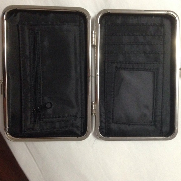 wallet - Picture 2 of 4