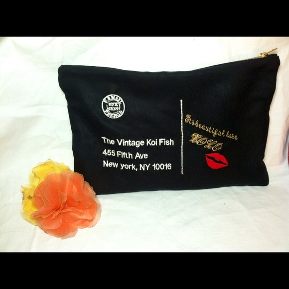 Postcard clutch