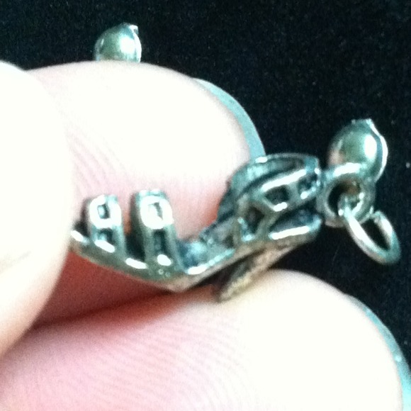 SOLD-------  Stiletto silver post earrings - Picture 2 of 4